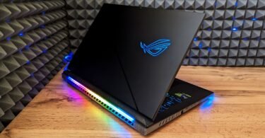 ASUS ROG Strix Scar 18