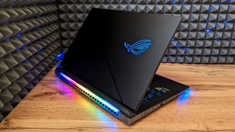 ASUS ROG Strix Scar 18